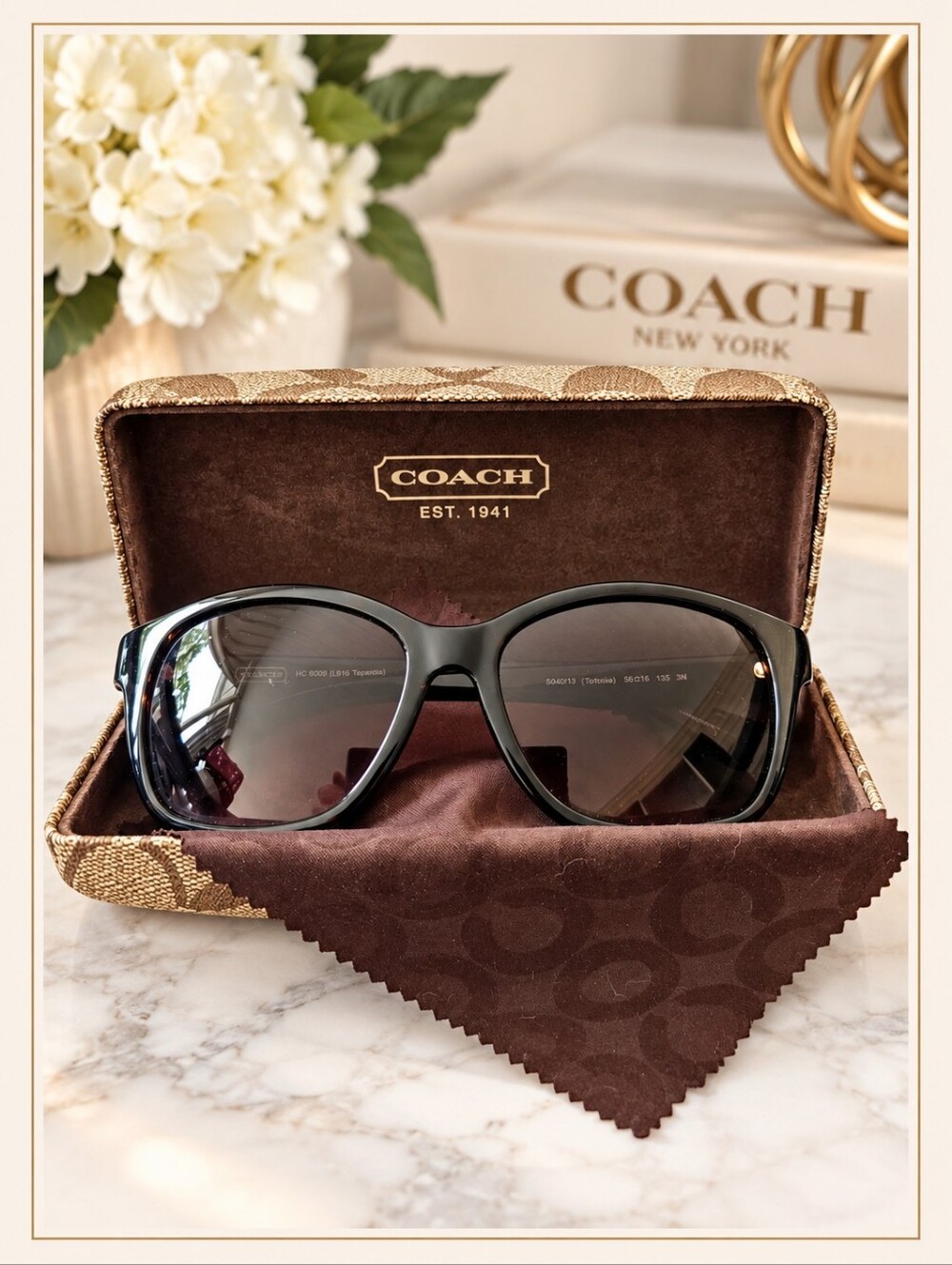 COACH  HC 8009 Tependia Tortoise Oversized Sunglasses 56mm + Case